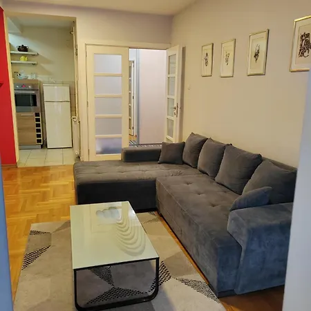 Apartament Flat Near Waterfront *